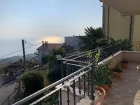 Недвижимость Трехкомнатная квартира центр Опатия: 3