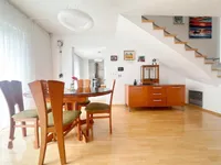 Недвижимость Дом, Чешница, Состро: 14