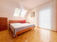 Недвижимость Дом, Чешница, Состро: 23