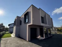 Недвижимость Двухэтажный дом Черна Вас: 5