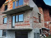 Недвижимость Дом в Залоге с возможностью двух квартир: 2