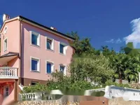 Недвижимость Семейный дом 460 кв.м, Центр: 5