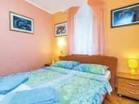 Недвижимость Семейный дом 460 кв.м, Центр: 22