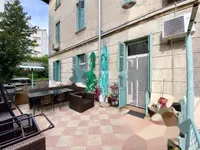 Недвижимость Трехкомнатная квартира, Центр: 1