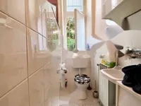 Недвижимость Трехкомнатная квартира, Центр: 9