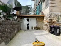 Недвижимость Трехкомнатная квартира, Центр: 12