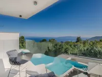 Недвижимость Семейный дом 183 м², Центр: 4