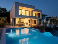 Недвижимость Семейный дом 183 м², Центр: 21