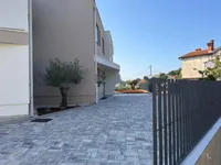 Недвижимость Трехкомнатная квартира Побри: 4