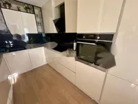 Недвижимость Трехкомнатная квартира Центр: 9