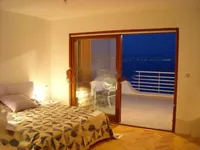 Недвижимость Четырехкомнатная квартира, центр, Опатия: 7