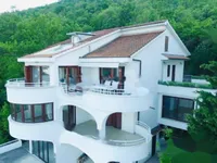 Недвижимость Четырехкомнатная квартира, центр, Опатия: 13