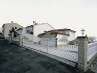 Недвижимость Семейный дом 430 м², Центр: 4