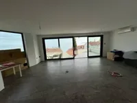 Недвижимость Трехкомнатная квартира в центре Опатии: 4