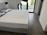 Недвижимость Трехкомнатная квартира, центр: 16