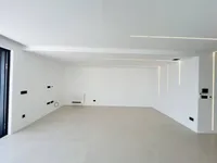 Недвижимость Трёхкомнатная квартира в центре: 17