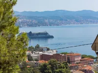 Недвижимость Двухкомнатная квартира, Центр: 23