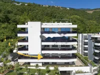 Недвижимость Двухкомнатная квартира в центре: 23