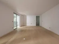 Недвижимость Двухкомнатная квартира, Центр: 6