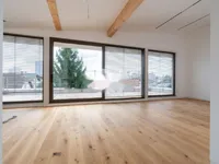 Недвижимость Квартира 5 и более комнат Белиград: 3