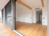 Недвижимость Квартира 5 и более комнат Белиград: 6