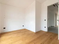 Недвижимость Квартира 5 и более комнат Белиград: 12