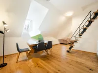 Недвижимость Трёхкомнатная квартира в центре: 3