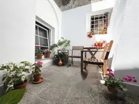 Недвижимость Четырехкомнатная квартира в центре: 3