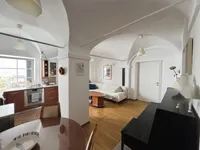 Недвижимость Четырехкомнатная квартира в центре: 5