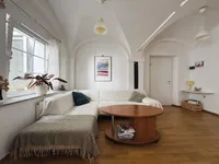 Недвижимость Четырехкомнатная квартира в центре: 6