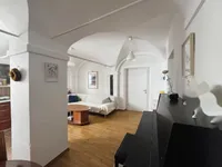 Недвижимость Четырехкомнатная квартира в центре: 7