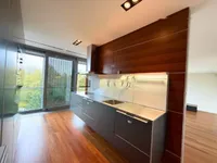 Недвижимость Квартира, 5+ комнат, Центр: 5