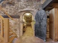 Недвижимость Пятикомнатная квартира в центре: 3