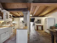 Недвижимость Пятикомнатная квартира в центре: 11