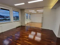 Недвижимость Офисное помещение, Шишка: 1