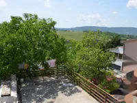 Недвижимость Дом, Побеги: 4