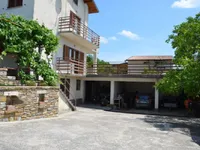 Недвижимость Дом, Побеги: 8