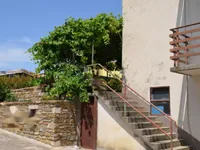 Недвижимость Дом, Побеги: 9