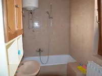 Недвижимость Дом, Побеги: 27