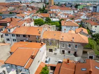 Недвижимость Дом с террасой Копер: 26