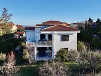 Недвижимость Двухэтажный дом Малья: 4