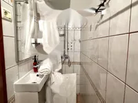 Недвижимость Четырехкомнатная квартира у рынка в Копере: 13