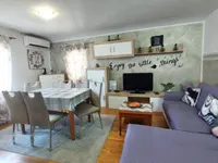 Недвижимость Трёхкомнатная квартира в Копере: 1