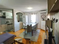 Недвижимость Трёхкомнатная квартира в Копере: 3