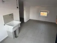 Недвижимость Трёхкомнатная квартира в Изоле: 23