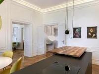 Недвижимость Квартира, 3 комнаты, Центр: 6