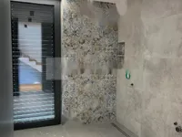 Недвижимость Четырехкомнатная квартира: 12