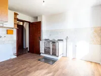 Недвижимость Дом у леса в Севнице: 4