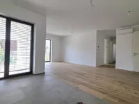 Недвижимость Квартира, 4 комнаты, Любляна Вич: 4