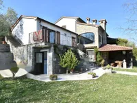 Недвижимость Двухэтажный дом Долина Драгонье: 1